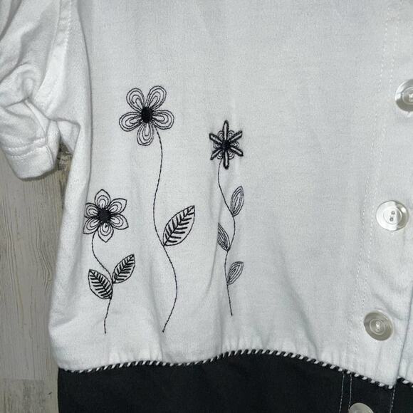 Parisian Works Top Petite Button Up Short Sleeved - Picture 3 of 7